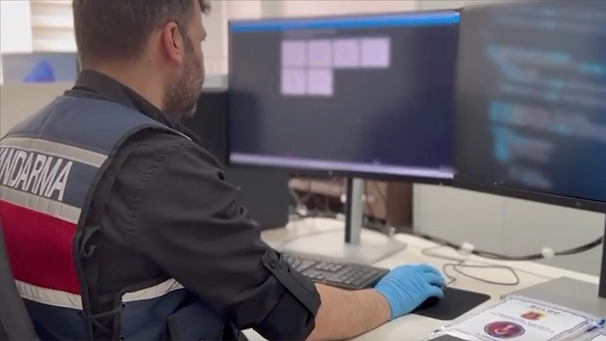 Dolandırıcılık ve "sanal kumar" operasyonu: 28 şüpheli yakalandı