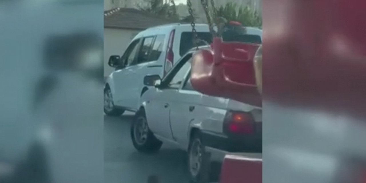 VİDEO - Kadın sürücülere trafikte saldırı