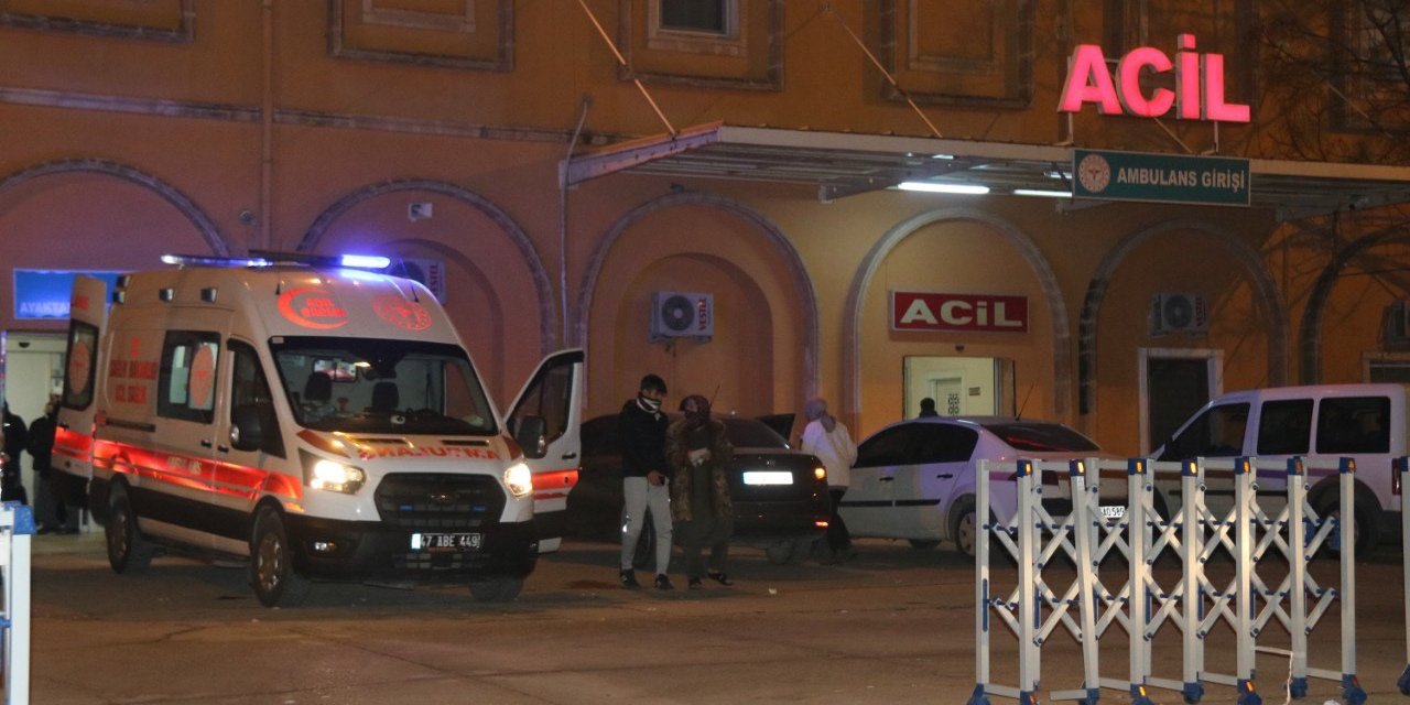 Mardin'de iki otomobil çarpıştı: 5 yaralı