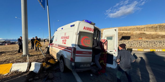Ambulans kamyonetle çarpıştı: 2’si ağır 7 yaralı