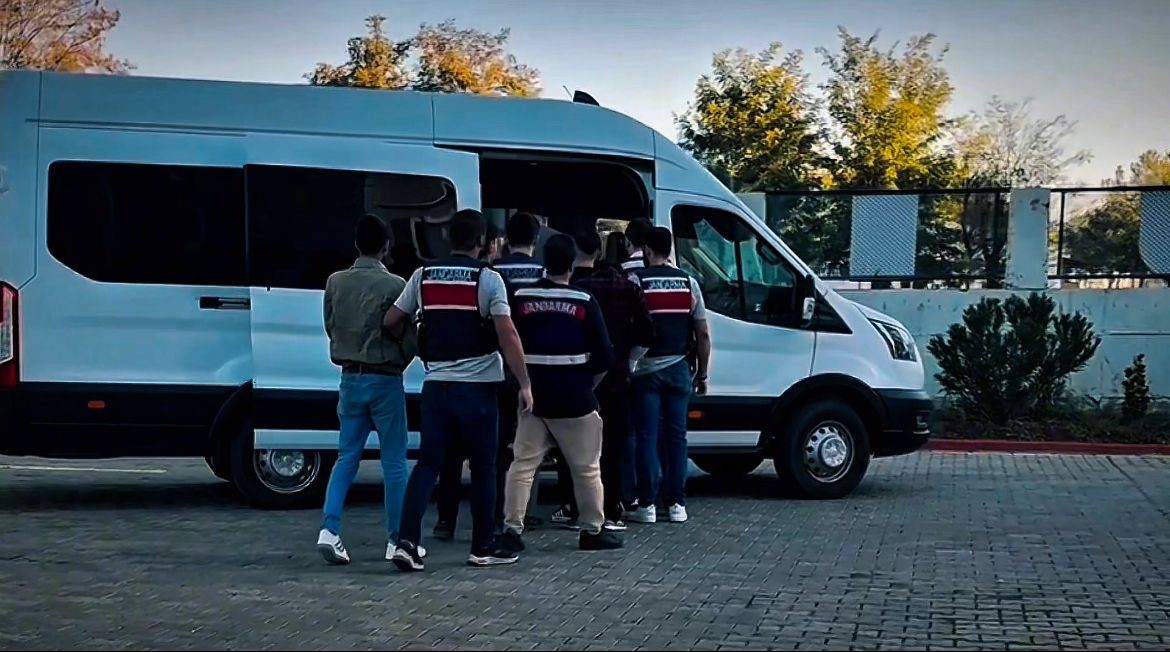 Batman'da yasa dışı sanal bahis operasyonu