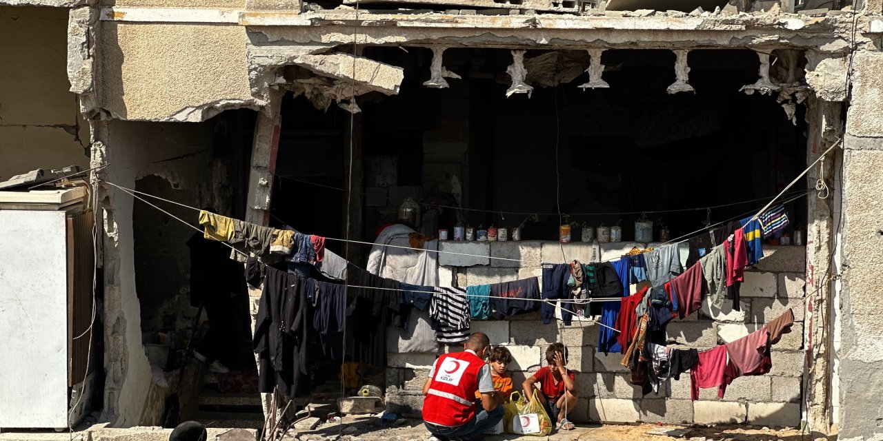 Kızılay Gazze'de gıda yardımlarını sürdürüyor