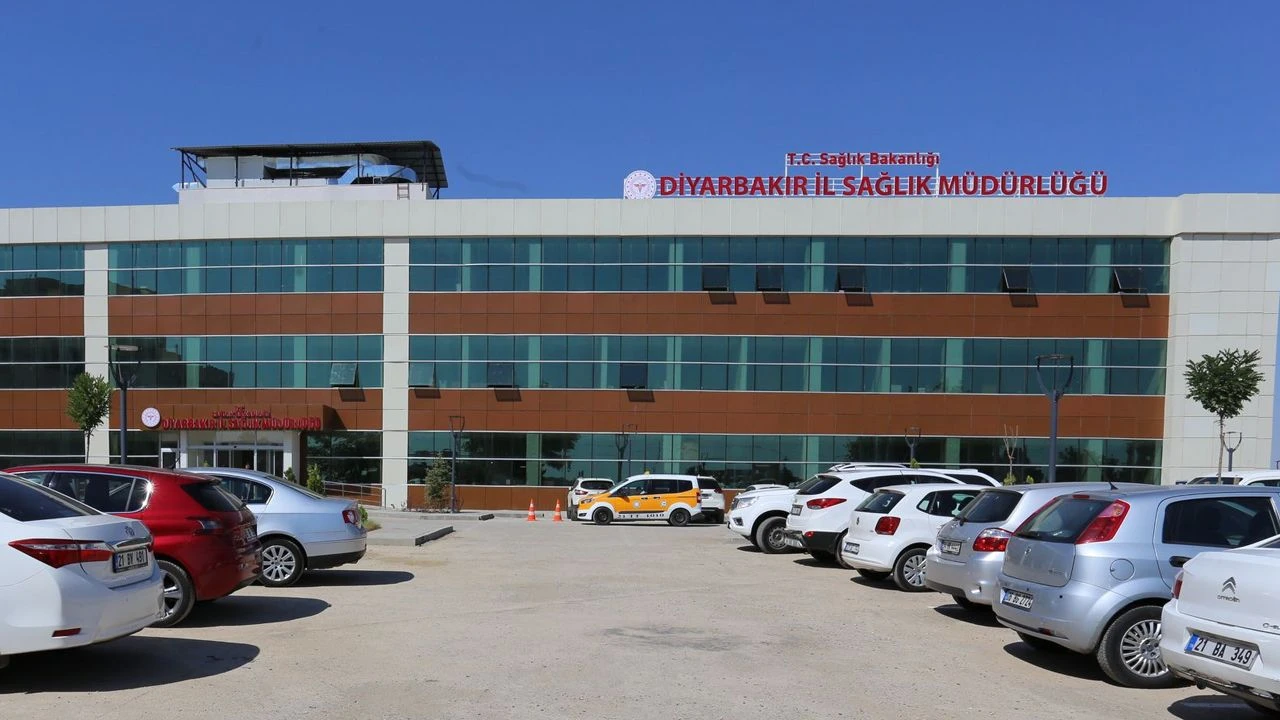 Diyarbakır Sağlık Müdürlüğü’nde kriz büyüyor