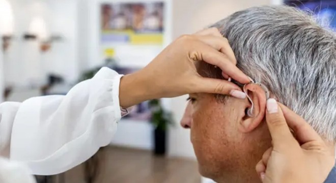 İşitme kaybı Alzheimer riskini artırıyor!