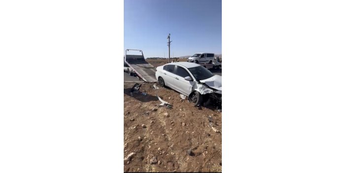 Otomobil ile hafif ticari araç çarpıştı: 4 yaralı