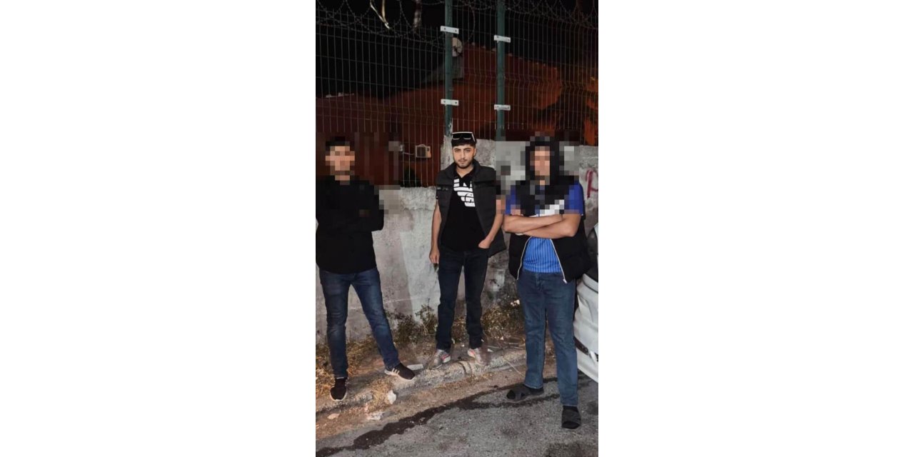 Sokak ortasında kanlı pusu: 1 ölü, 3 yaralı