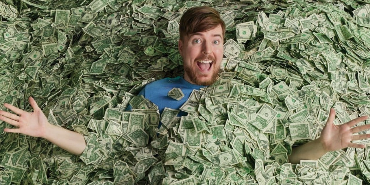 YouTube’un en zengin ismi kendi bankasını açıyor