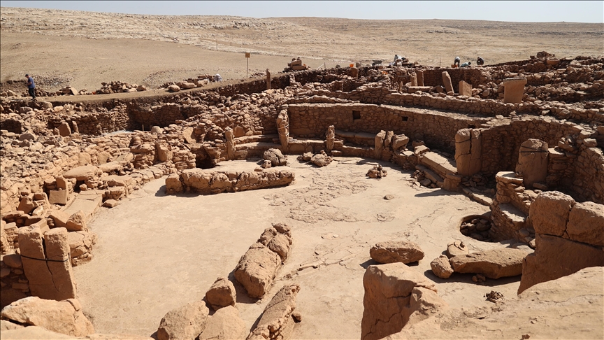 Karahantepe kazıları 12 bin yıllık yerleşim geleneğini gün yüzüne çıkarıyor
