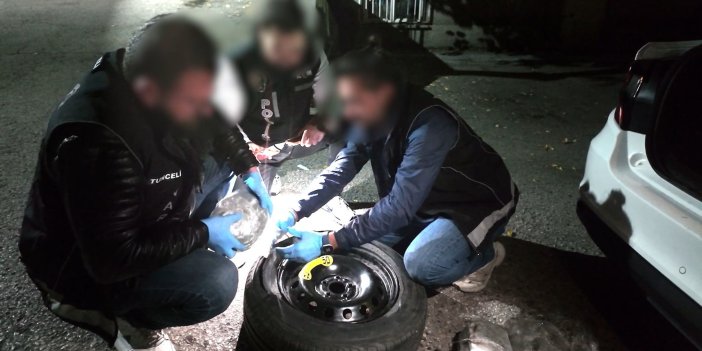 Stepneye gizlenmiş 3 kilo esrar ele geçirildi