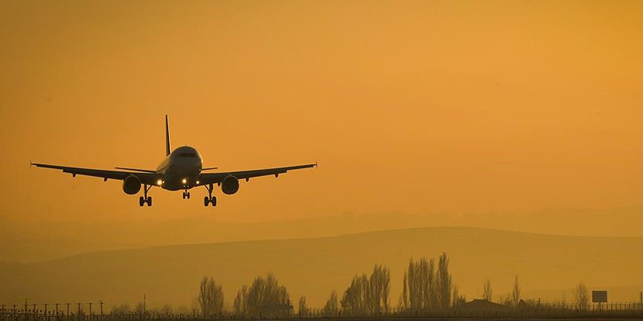 Kenya'da uçak düştü: 12 ölü