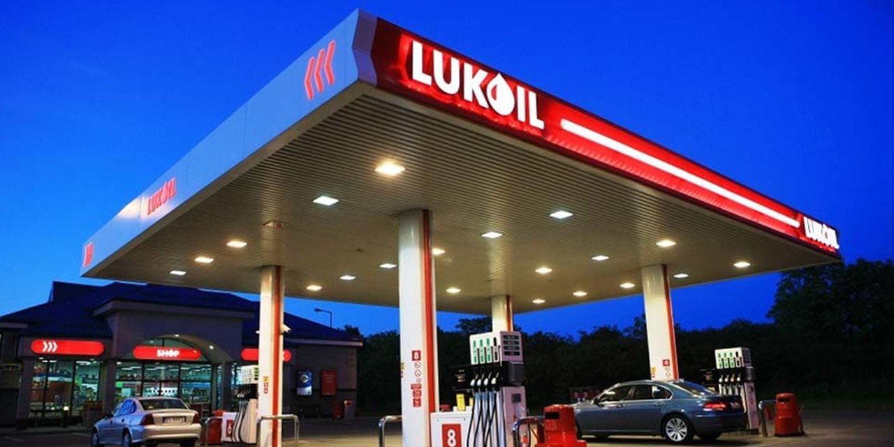 Rus Petrol devi Türkiye pazarını terk ediyor: 600'den fazla  benzin istasyonu vardı