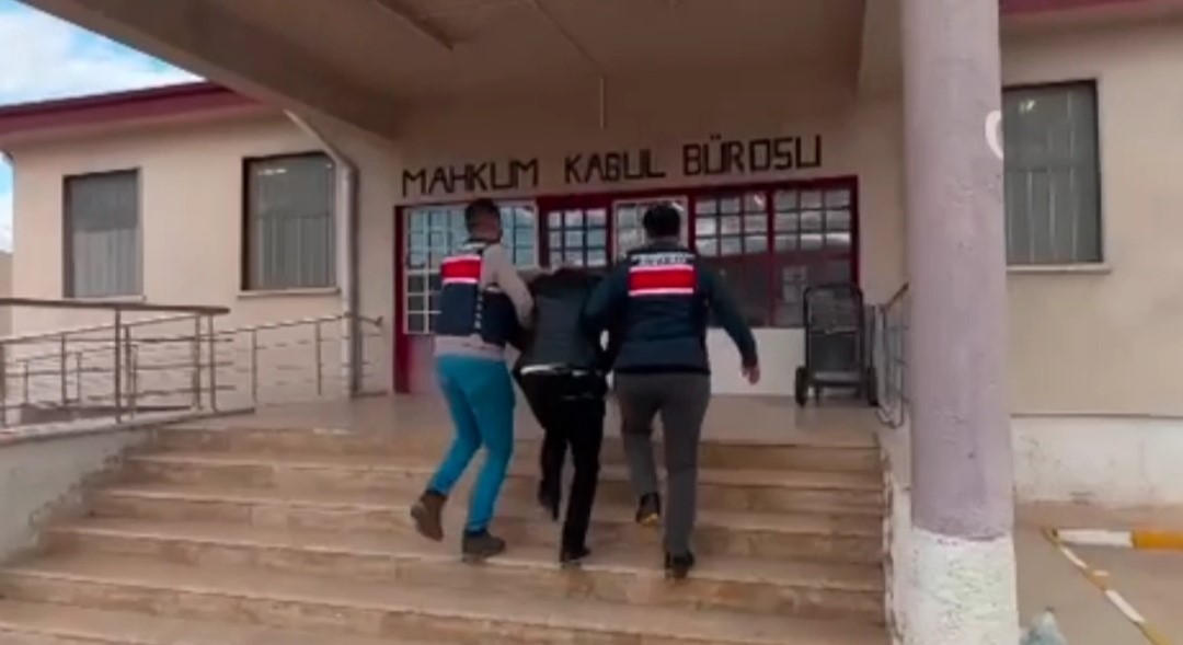 Van merkezli 2 ilde 'nitelikli dolandırıcılık' operasyonu: 3 gözaltı