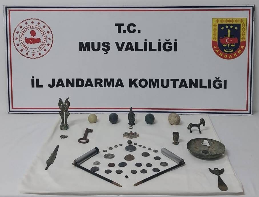 Muş’ta tarihi eser operasyonu