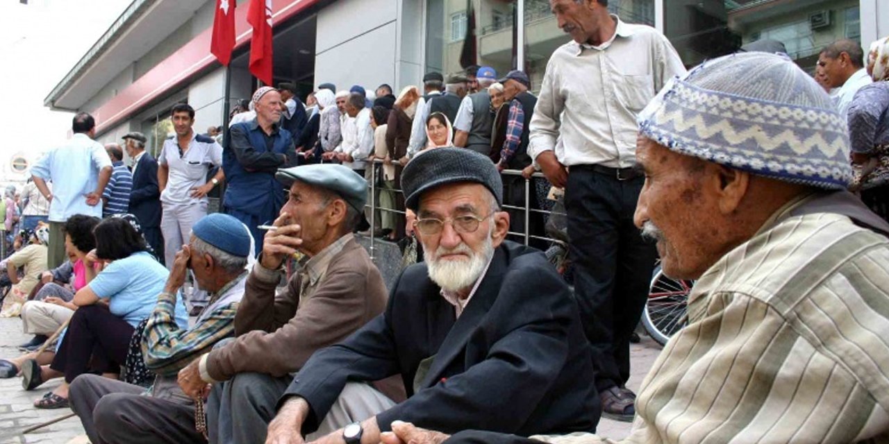 Emeklilik sistemi değişiyor: “Çalış çalış, belki emekli olursun”