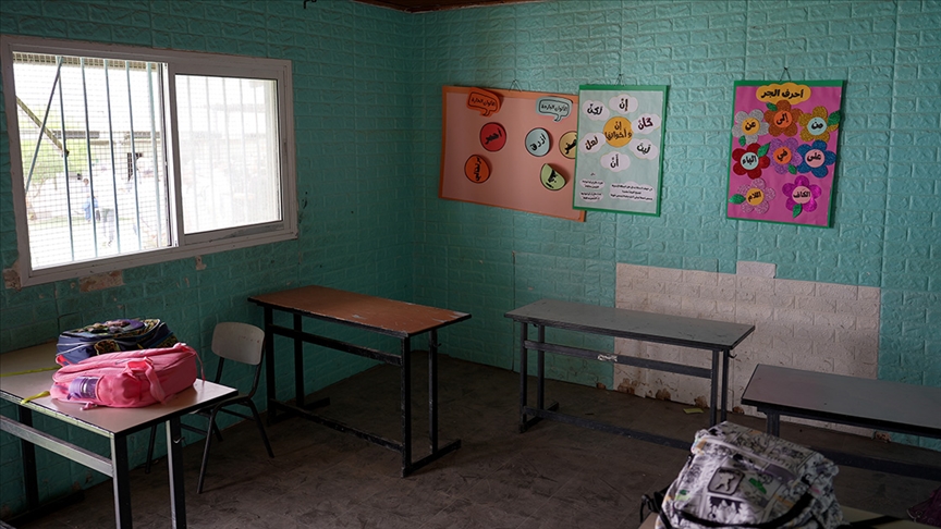 İsrailliler, Batı Şeria'da bir okula saldırdı