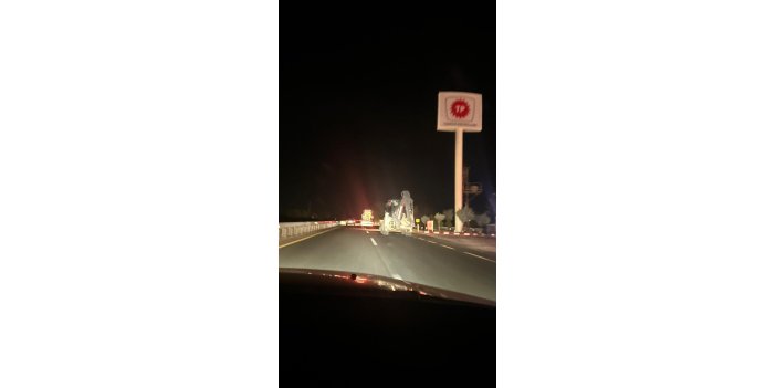 Kazaya davetiye! Kepçe karayolunda stop lambasız gitti