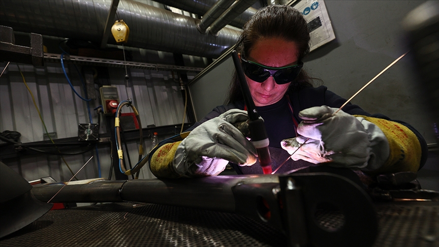 Bakan Işıkhan: 92 bin 446 kadın iş hayatına kazandırıldı