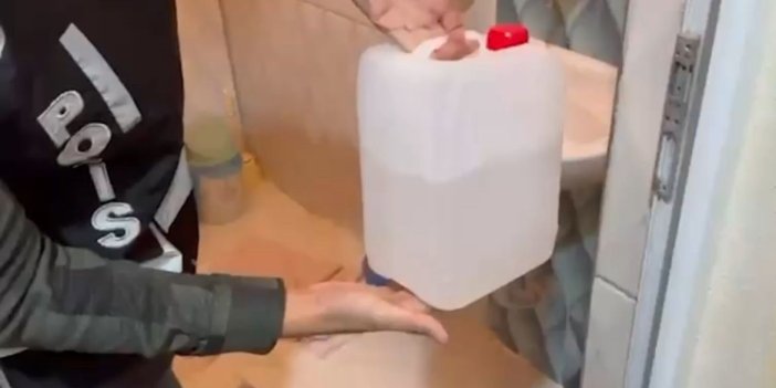 85 litre sahte alkol ve ruhsatsız silah ele geçirildi