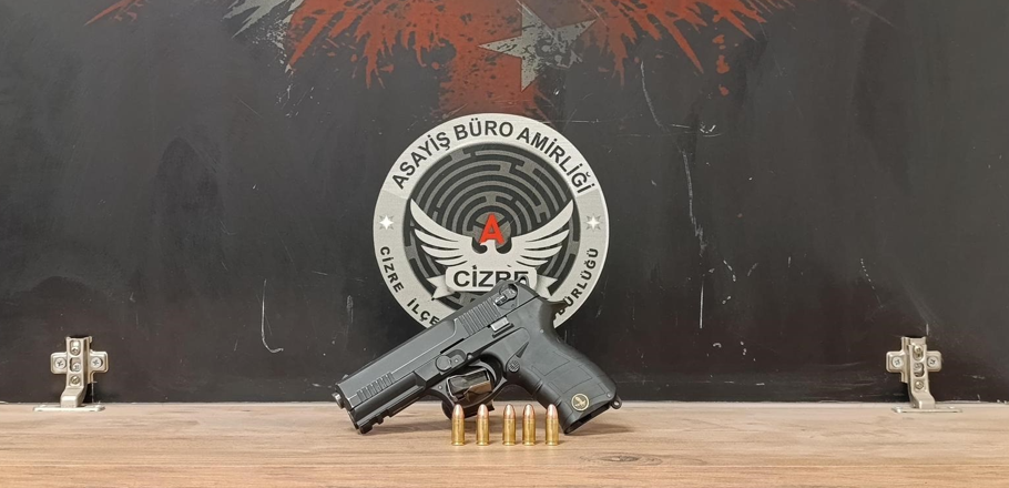 İş yeri sahibini tehdit etti, 20 dakika sonra yakalandı