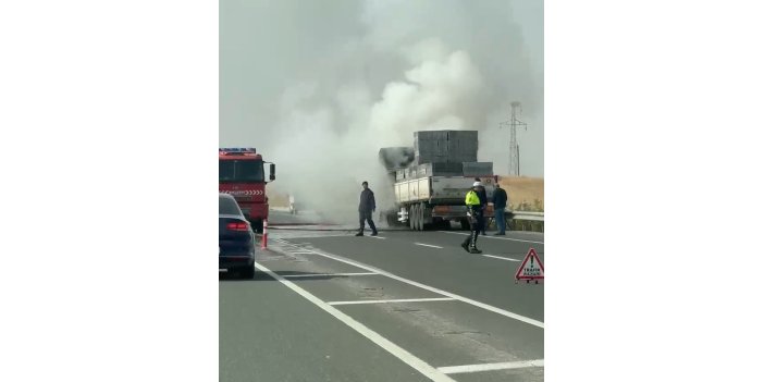 Alev alan tır, söndürüldü