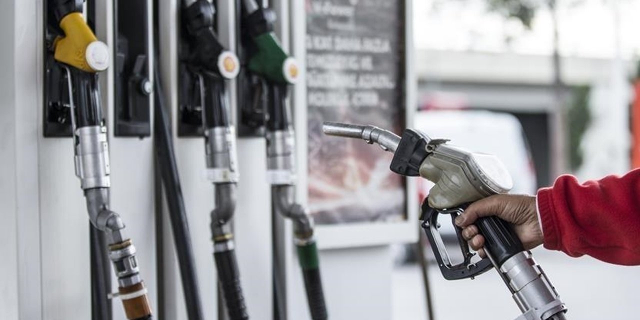 Benzine bir zam daha geliyor