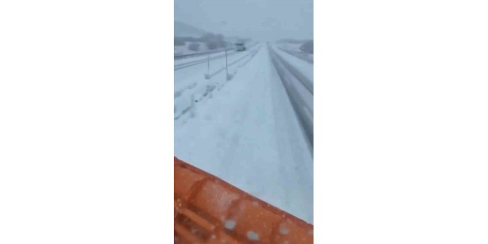 Bingöl’ün yüksek kesimleri beyaza büründü