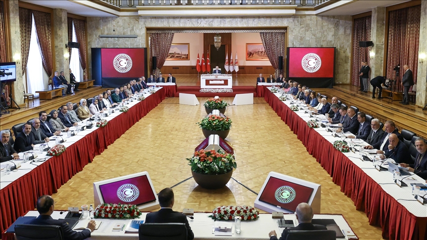 Komisyon ikinci kez güvenlik bürokrasisini dinleyecek