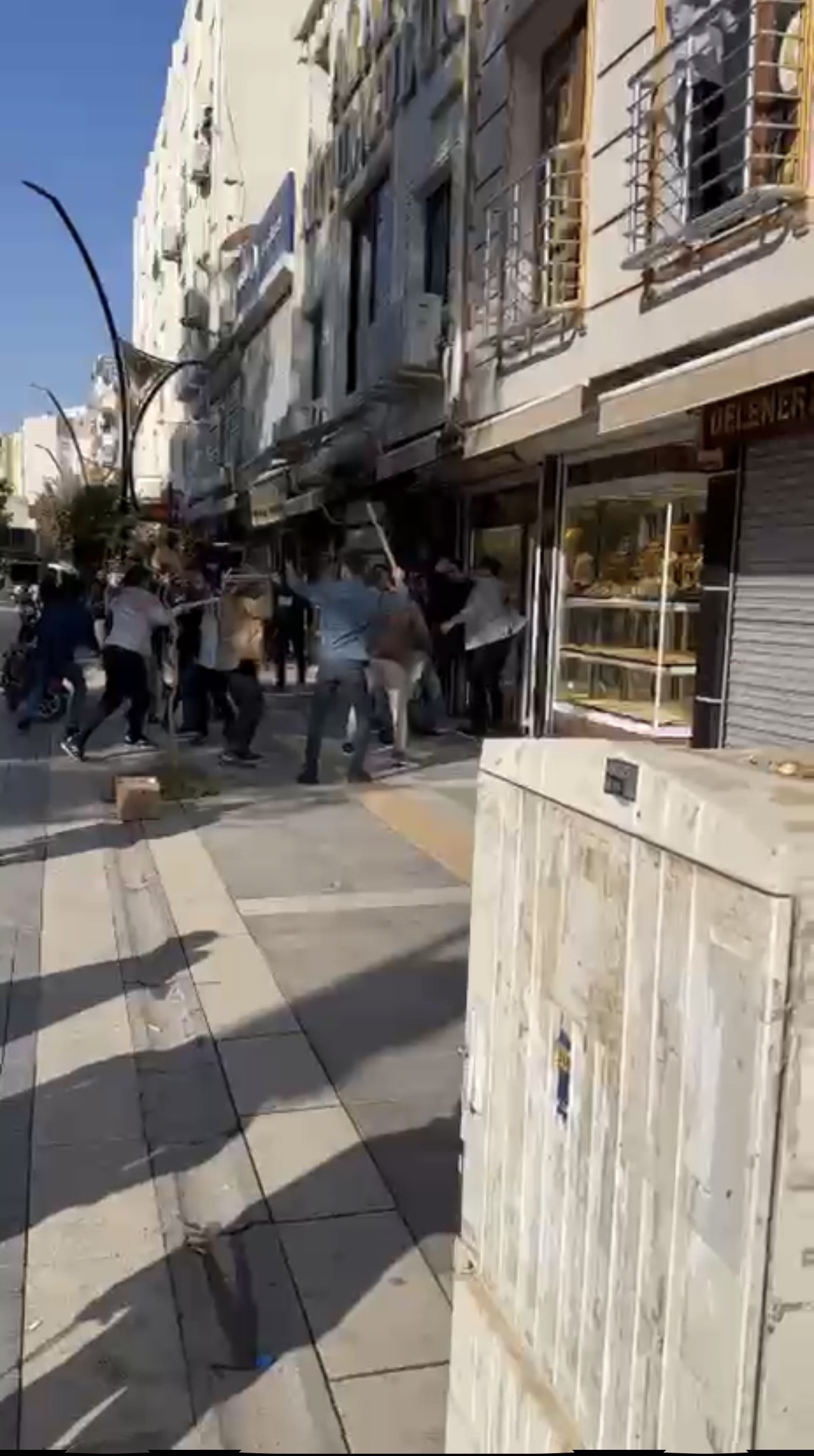 Kuyumcuların kavgasında 1 kişi hayatını kaybetti