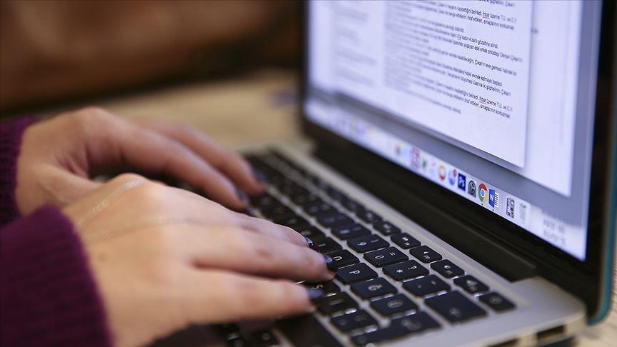 Şiddet mağduru kadınlara esnek ve uzaktan çalışma imkanı