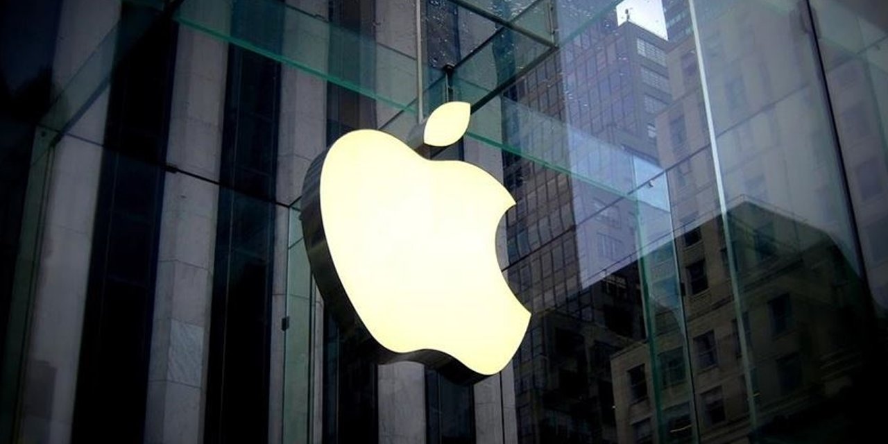 Apple 14 yıl sonra zirveye çıkıyor