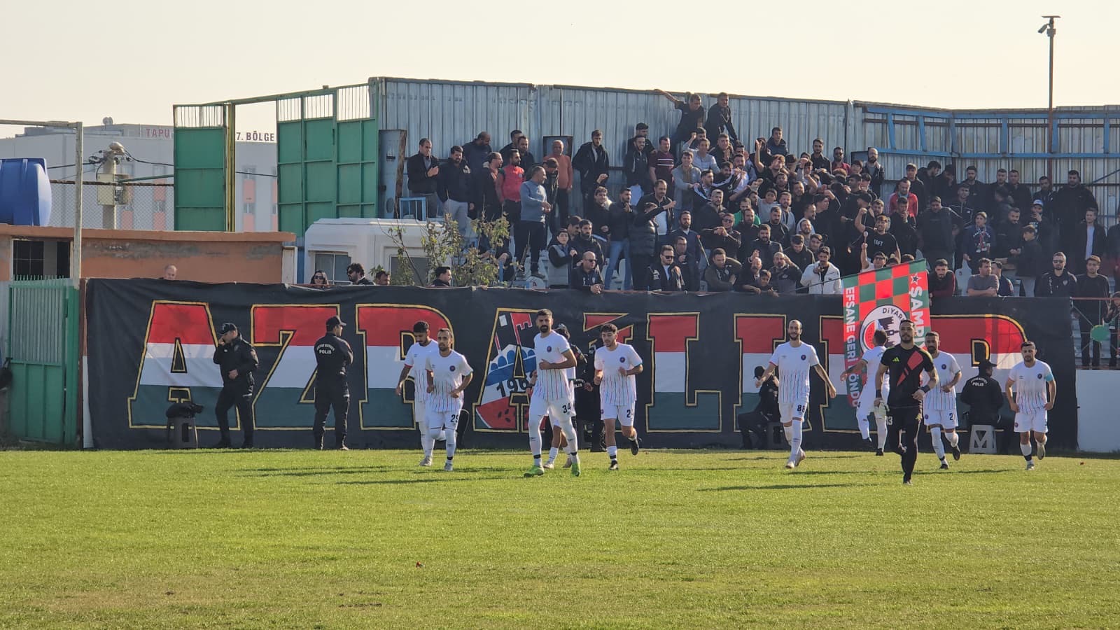 Diyarbakır BAL Derbisinde Dostluk Rüzgârı: İlk Yarı Beraberlikle Geçildi