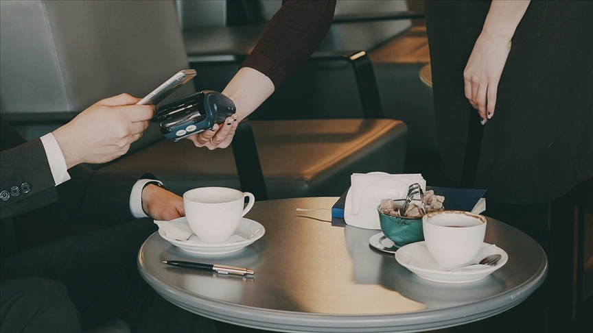 Tüketici derneklerinden "servis ücreti"nin yasaklanması kararına destek