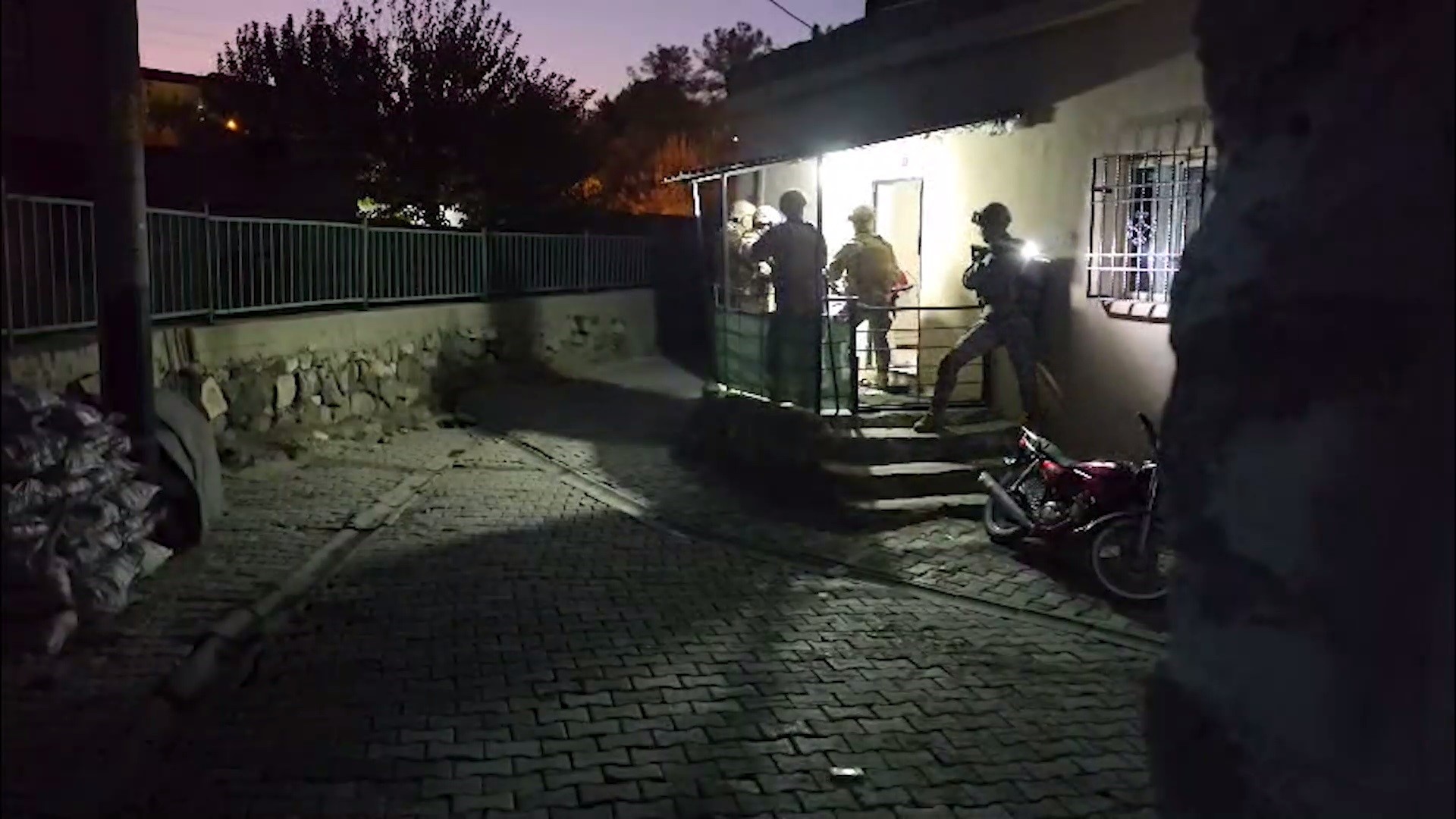 Şırnak'ta zehir tacirlerine operasyon