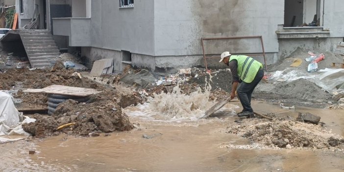 İş makinesi doğal gaz borusunu deldi