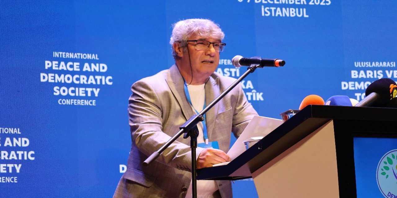 DEM Parti’nin konferansında Öcalan’ın mektubu okundu: “Demokratik Cumhuriyetin İnşa Sürecine Girildi”