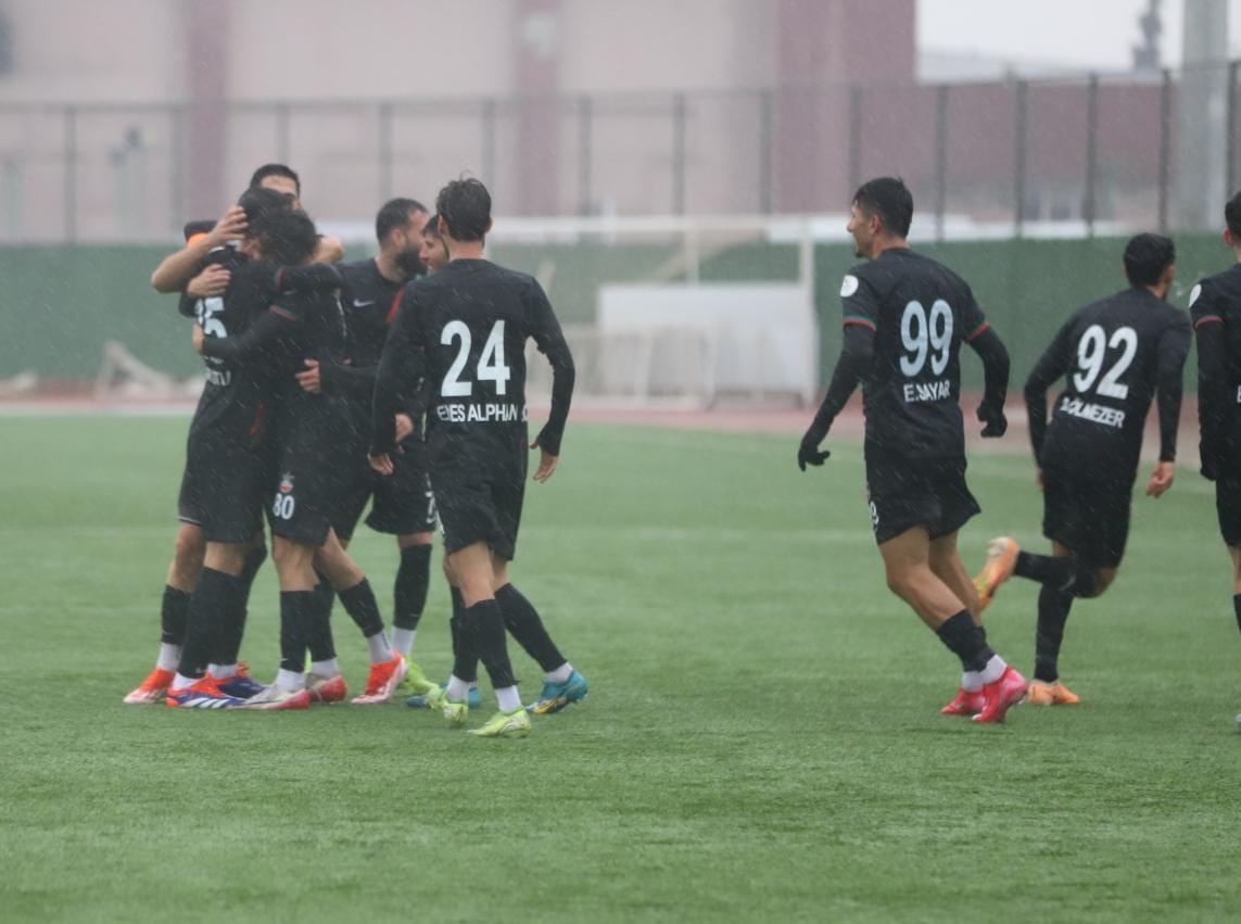 Diyarbekirspor, Mazıdağı Fosfatspor karşısında ilk devreyi  1-0 üstün tamamladı