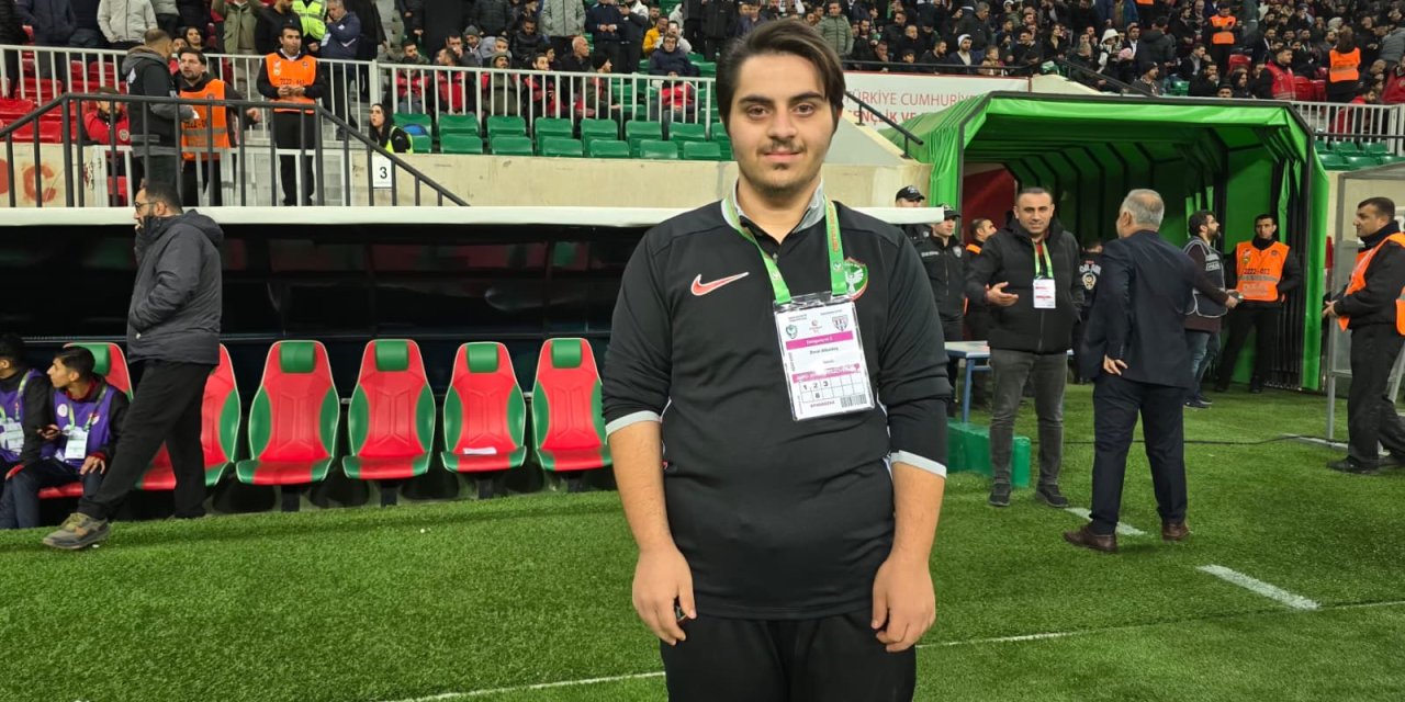 Amedsporlu Down sendromlu Zınar Altuntaş tribünlerle buluştu