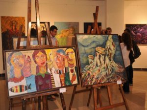 Roboski Müzesi'ne destek için resim sergisi açıldı