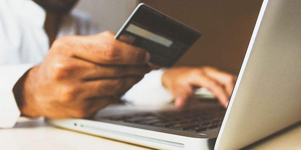 Yılbaşı dolandırıcılığı: Tek tıkla binlerce lira kaybedebilirsiniz