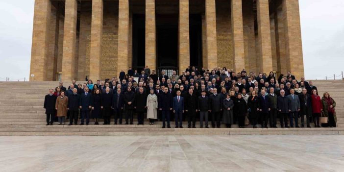Bakan Fidan, Büyükelçilerle Anıtkabir’de