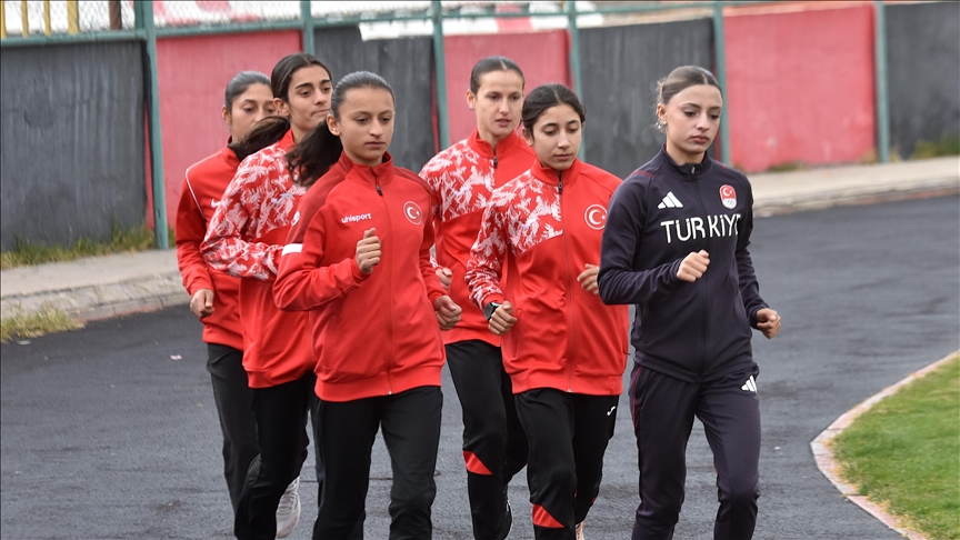 Van'ın koşucu kızları, bu yıl 46 madalya kazandı