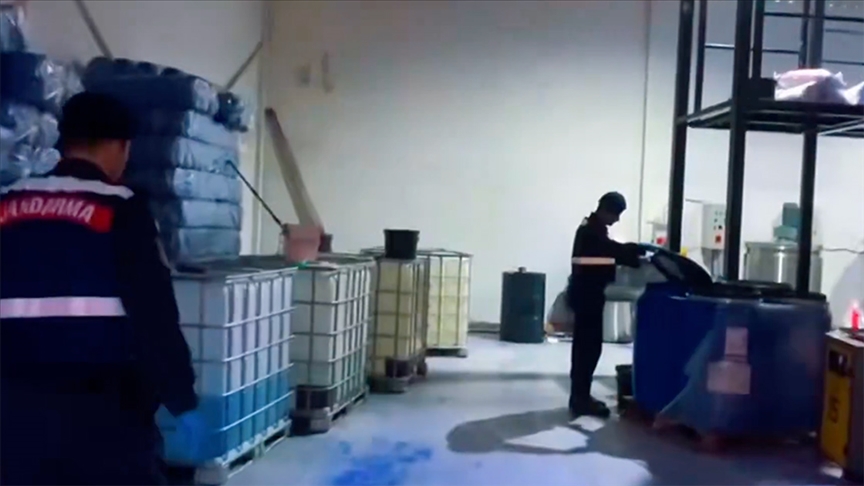 Kaçak ve sahte içki operasyonunda 66 şüpheliye işlem yapıldı