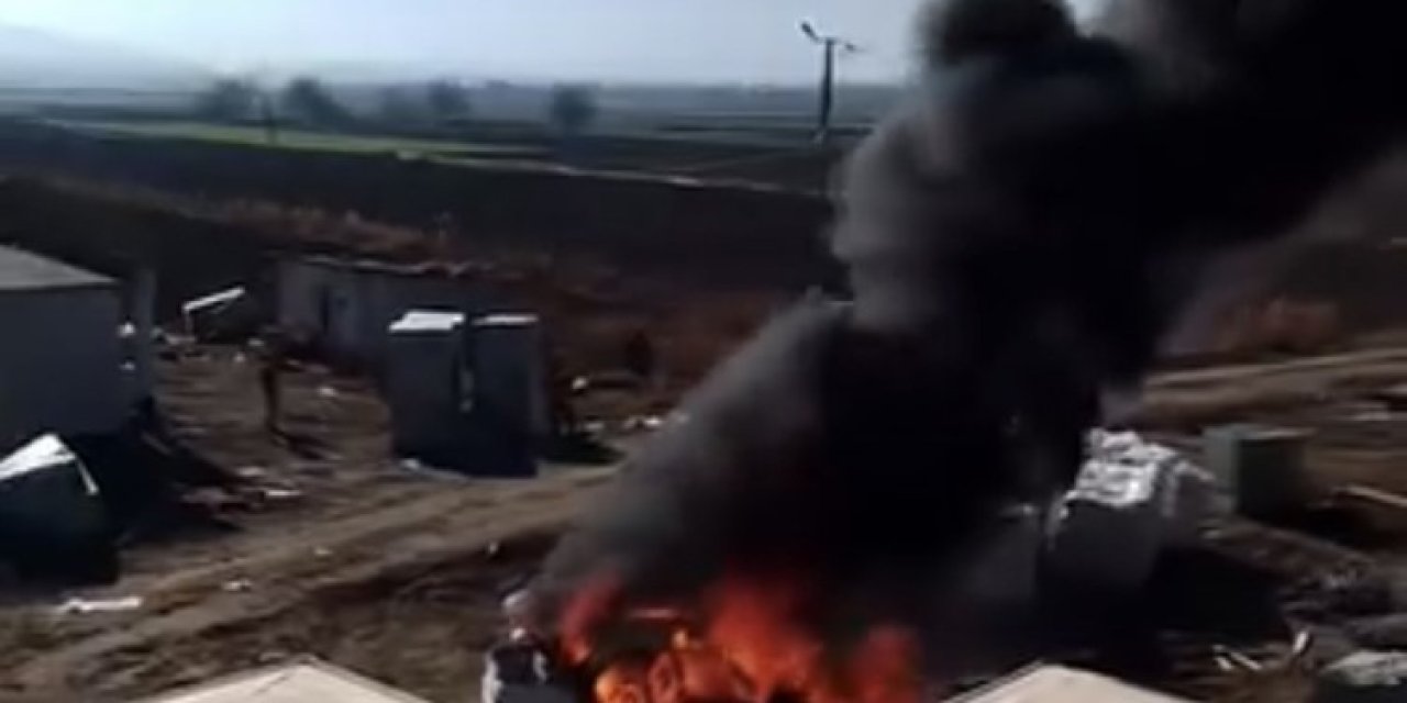 Park halindeki araç alev alev yandı