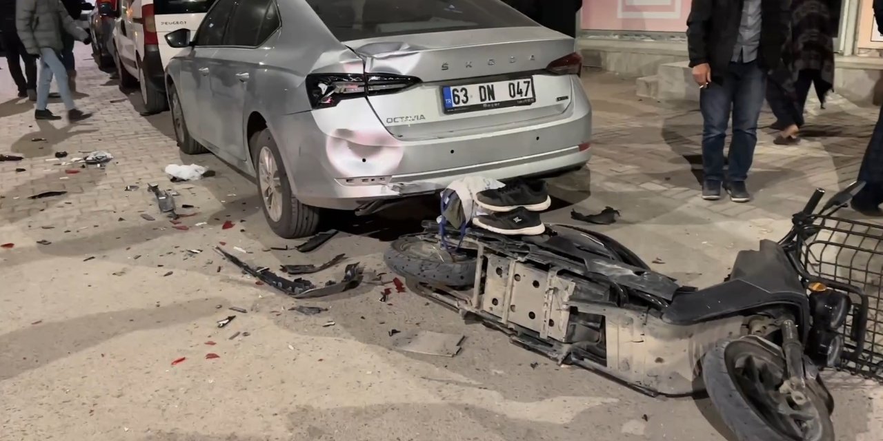 Pikap ile motosiklet çarpıştı:2 ağır yaralı