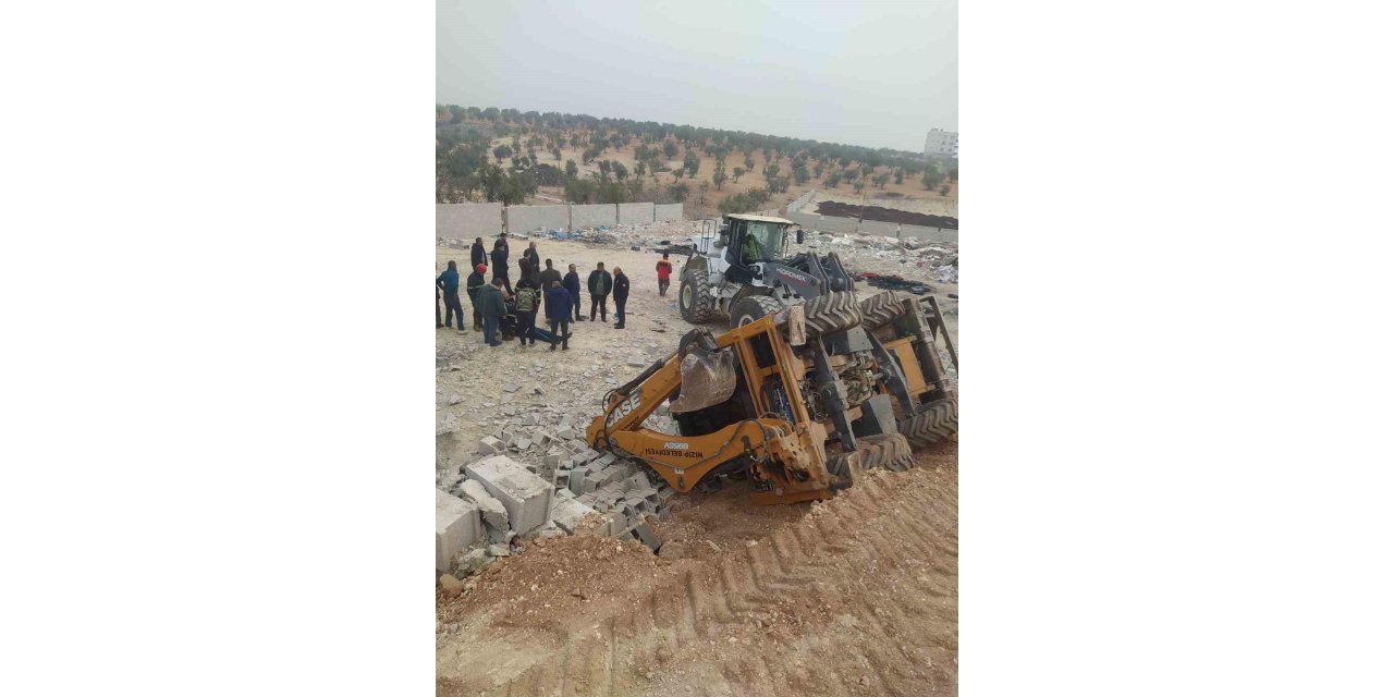 Çalışma sırasında yol çöktü