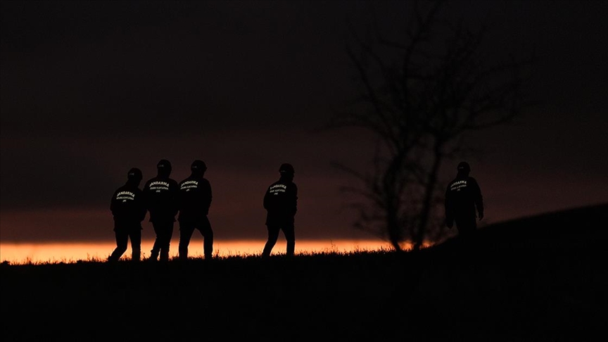 Libya Genelkurmay Başkanı’nı taşıyan jetin enkazındaki çalışmalar sürüyor