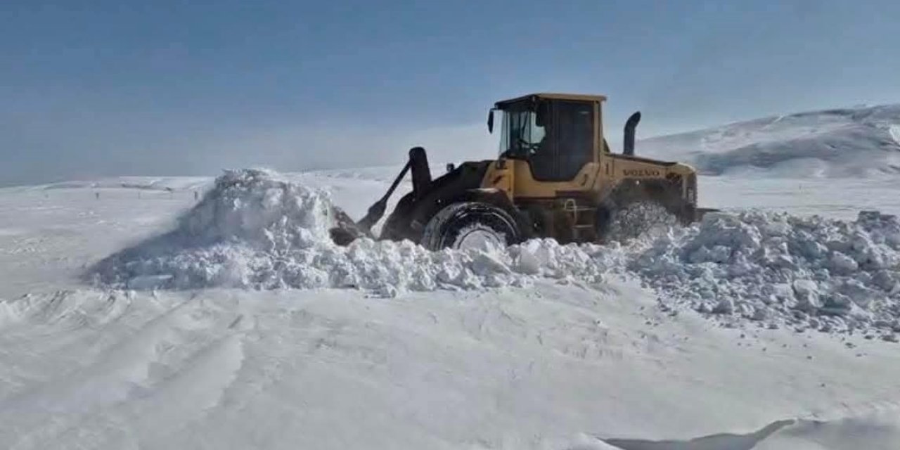 Varto’da 25 köy yolu kapandı