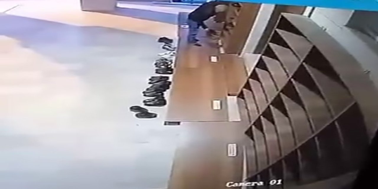 VİDEO -  Camide ayakkabı hırsızlığı