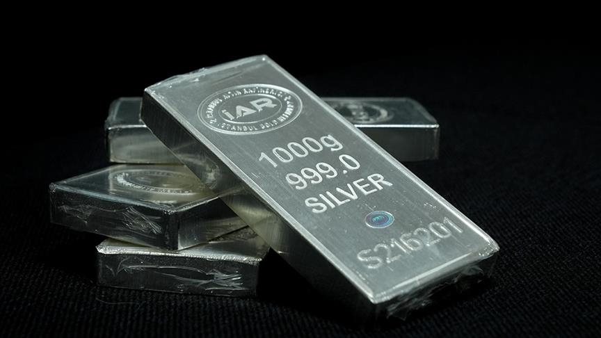 Gümüşte son 5 yılın en hızlı günlük düşüşü yaşandı
