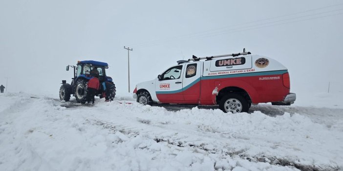 Diyarbakır’da kar engeline rağmen mucize doğum
